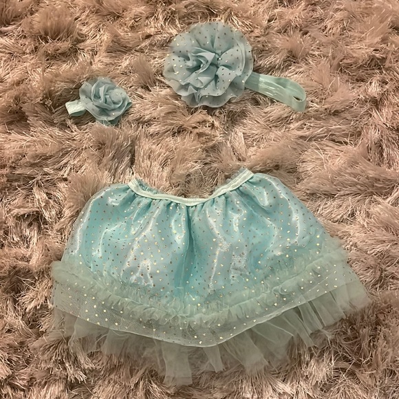 Newborn baby photo shoot tutu with headpiece and matching wristlet - Picture 1 of 1